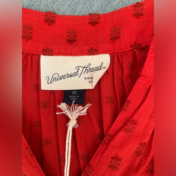 NWT Universal Thread Blouse - Picture 3 of 6